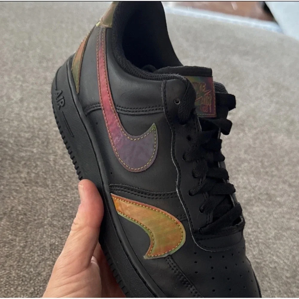 Nike Air Force 1 Low Mens 8.5 Black Iridescent Good Holographic Multi-Color AF1